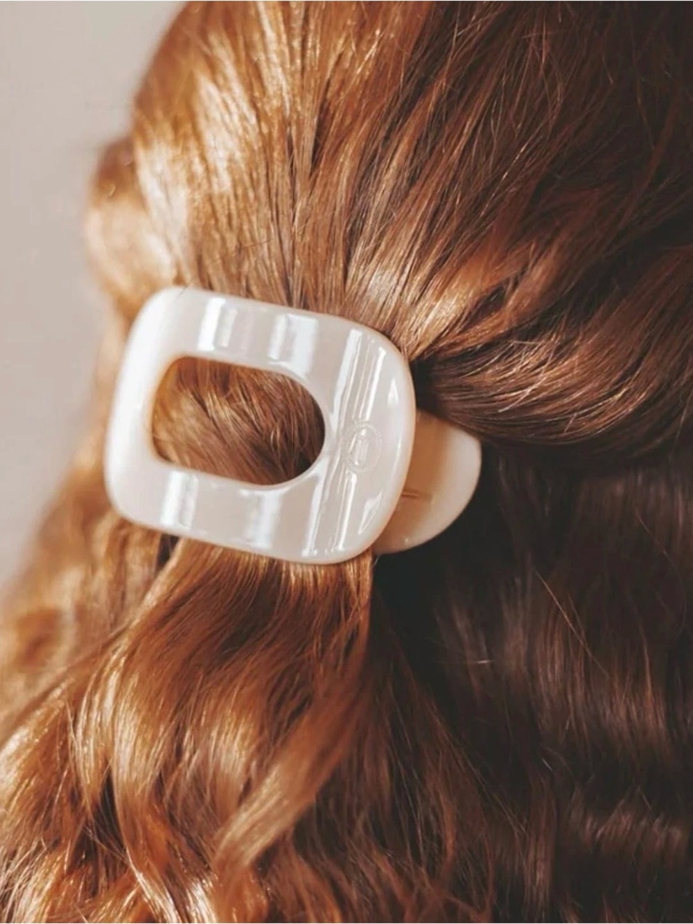 TELETIES - Small Flat Round Clip - Strong Grip, Bendable Teeth, Comfortable -NWT